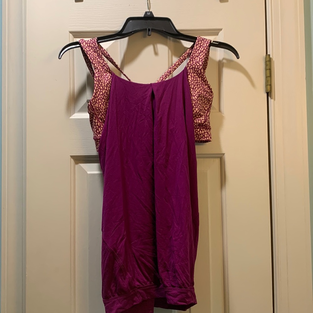 Lululemon tank top with built in bra